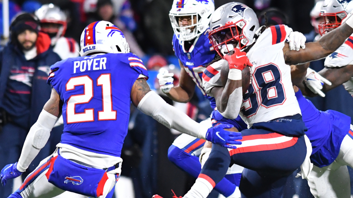 Bills' Micah Hyde and Jordan Poyer slam reporter for asking if they were  'embarrassed' after Patriots loss