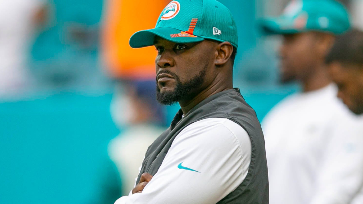 Miami Dolphins fire coach Brian Flores after three seasons; GM Chris Grier  to remain - ESPN