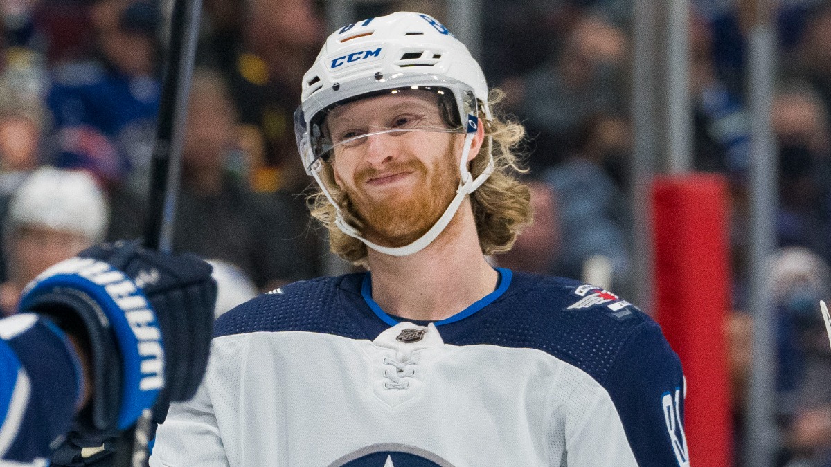 Kyle Connor scores 47th, Jets rally for win over Kraken