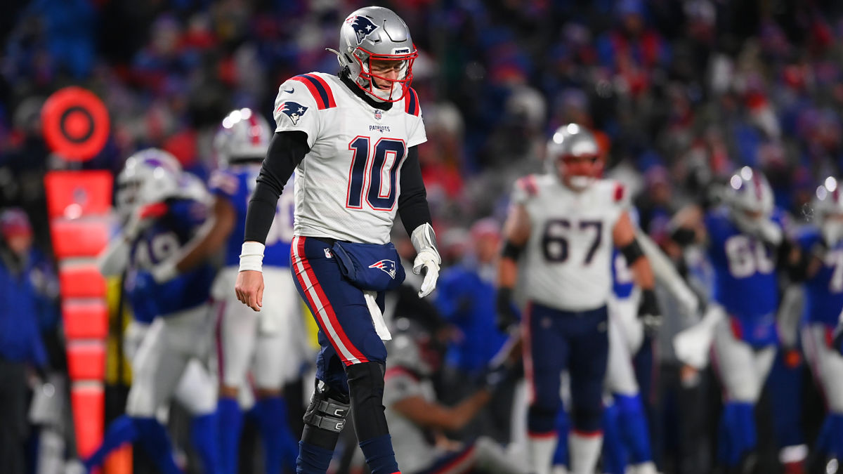 New England Patriots QB Mac Jones New 'If' Coach: Rudyard Kipling