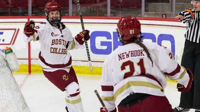 Boston College women's hockey forwards Hannah Bilka and Abby Newhook
