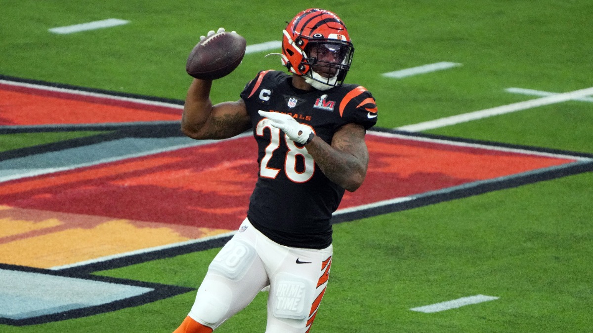 Joe Mixon Records First Career Pass and Pass TD in Super Bowl LVI