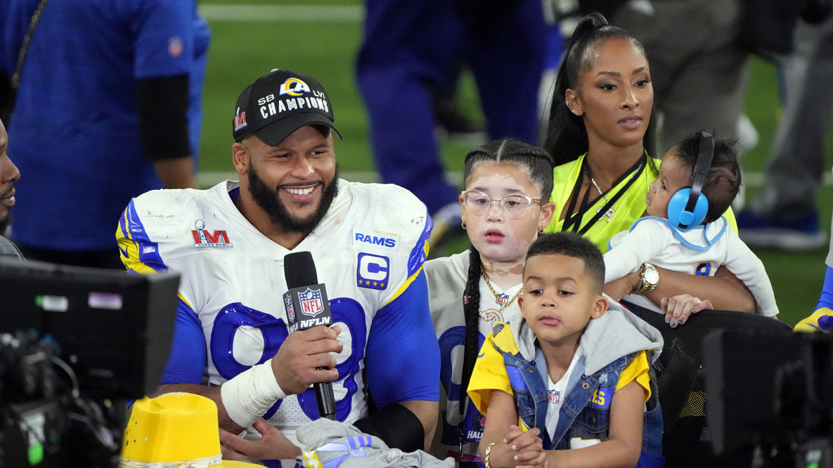 Rams parade: Aaron Donald, Sean McVay want to 'run it back'