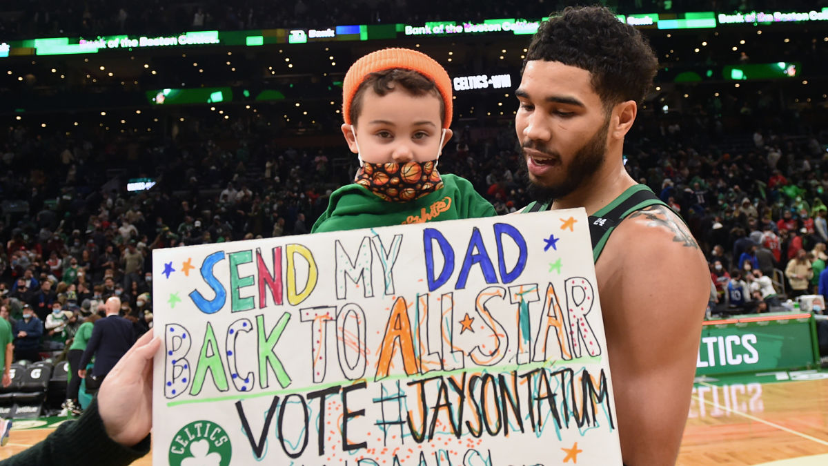 How Jayson Tatum's son, Deuce, made Celtics 'feel a little bit better'  after Suns loss 