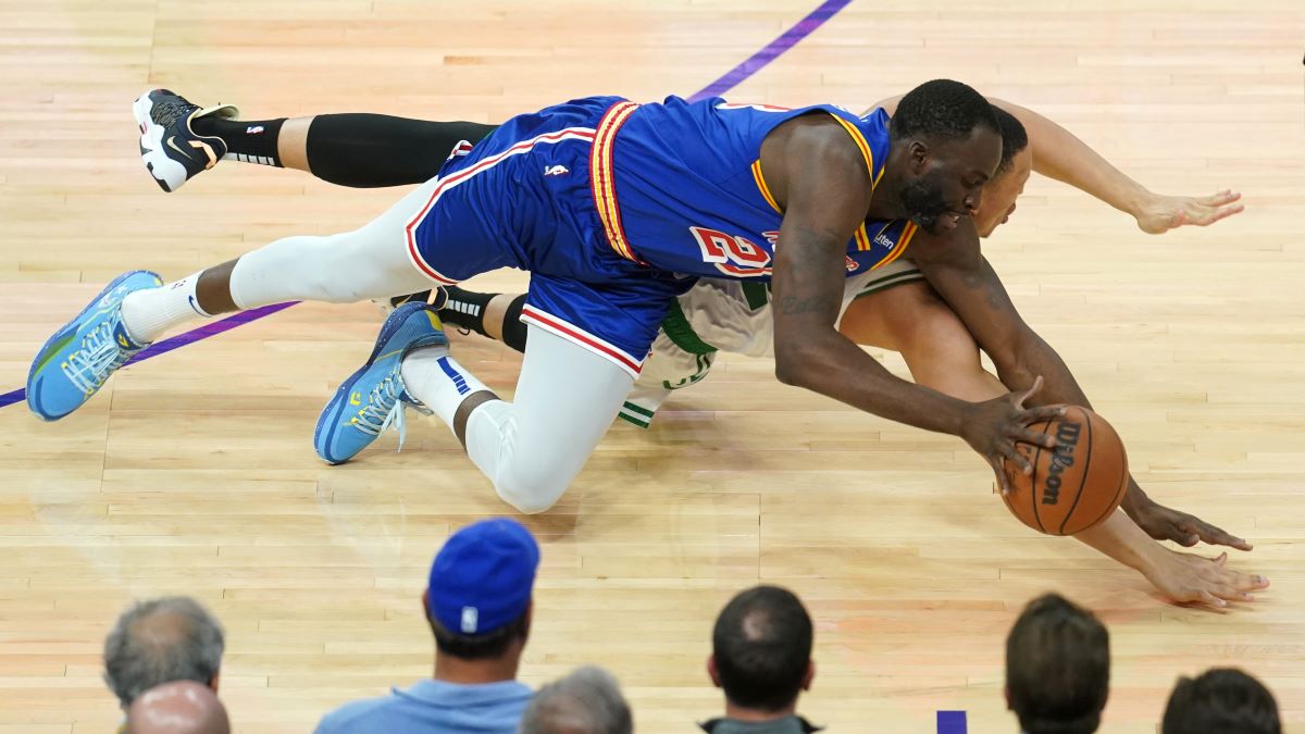 Draymond Green Didn’t Think Marcus Smart Dive Into Steph Curry Was ‘Dirty’