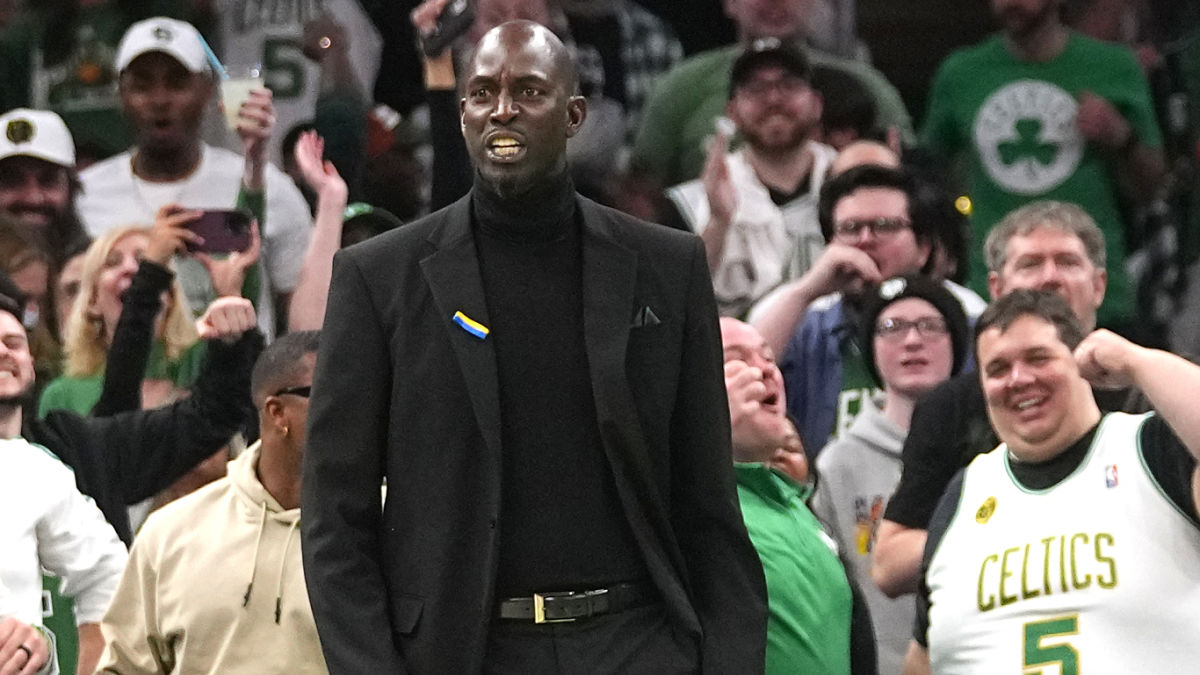 Watch Highlights As Celtics Honor Kevin With Jersey Retirement