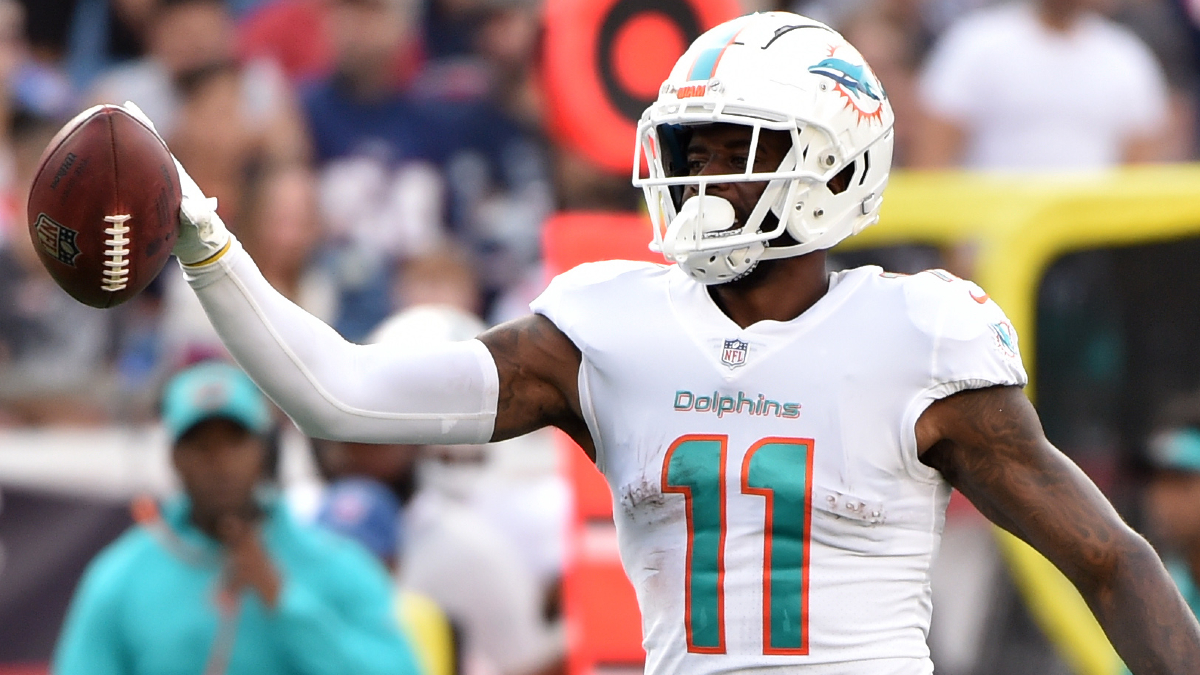 DeVante Parker likely taking Julian Edelman's old No. 11 Patriots jersey 