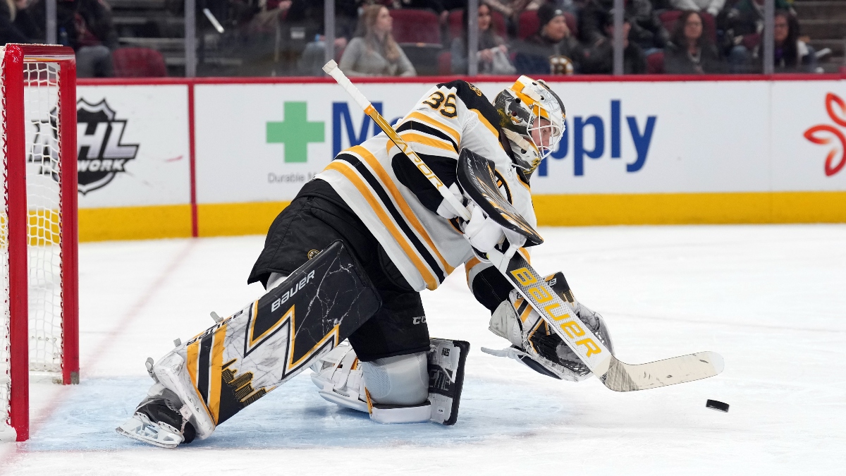 Linus Ullmark Injury: Bruce Cassidy Offers Update On Bruins Goaltender