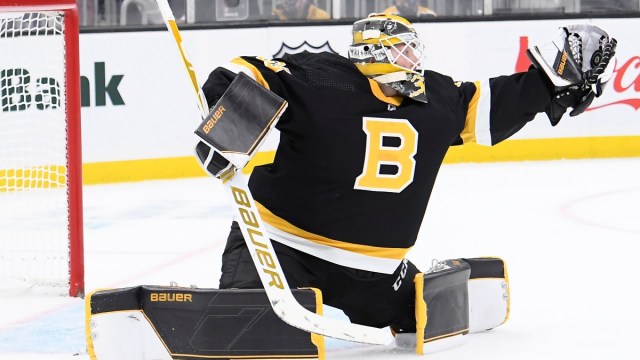 Boston Bruins goaltender Linus Ullmark