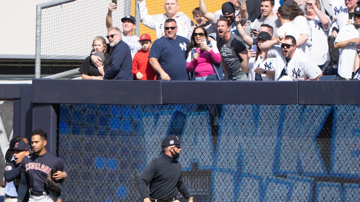 Yankees fans throw trash at Guardians outfielders after New York win