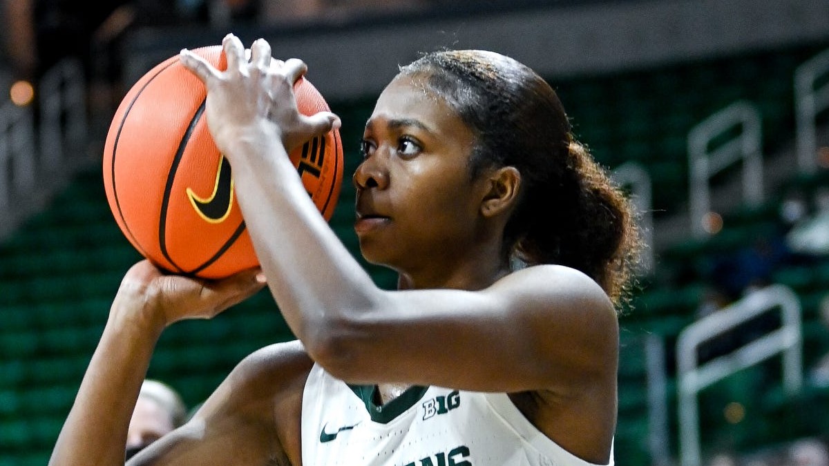 Michigan State's Nia Clouden taken by Connecticut Sun in WNBA draft