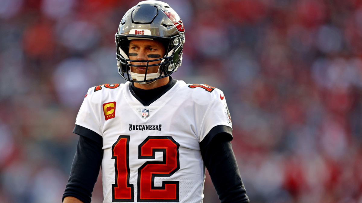 Tom Brady 'Working On' Bucs Trade Out Of NFC South to Miami Dolphins? -  Sports Illustrated Atlanta Falcons News, Analysis and More