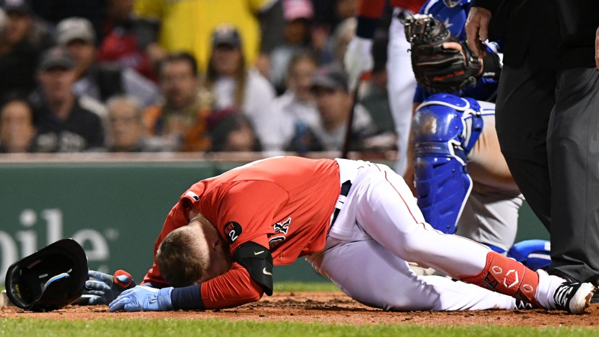 Trevor Story hit in head with 93 mph pitch but stays in Boston Red