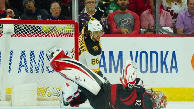 Rod Brind'Amour Warns Tony DeAngelo After Penalty, Outburst Vs. Bruins