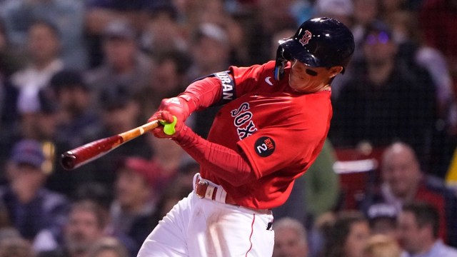 MLB Playoffs Manny Ramírez home run walk off Red Sox Fenway