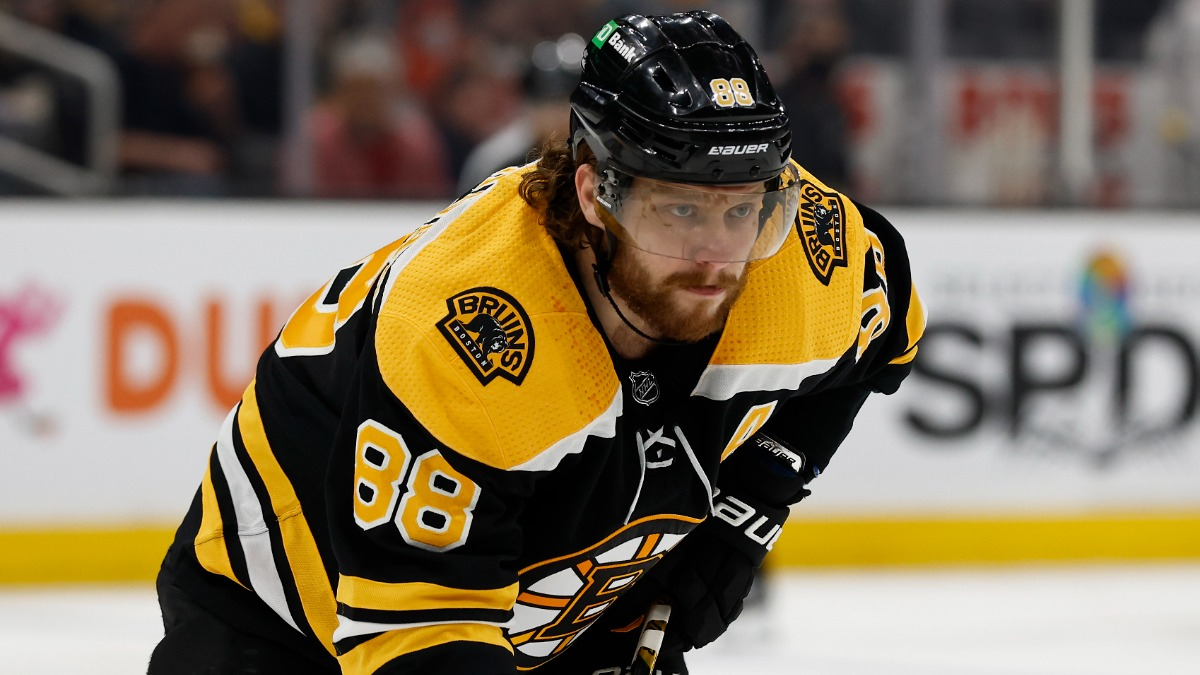 Bruins' David Pastrnak shares some secrets to his penalty shots
