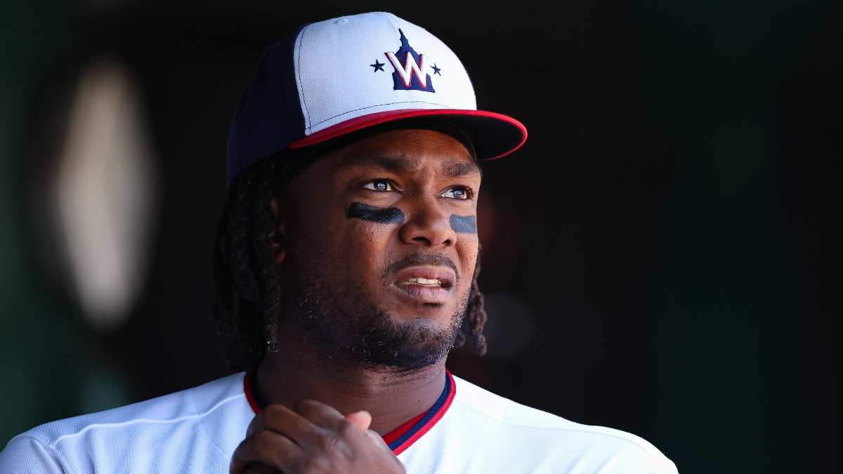 Should the Baltimore Orioles Sign Free Agent Josh Bell?