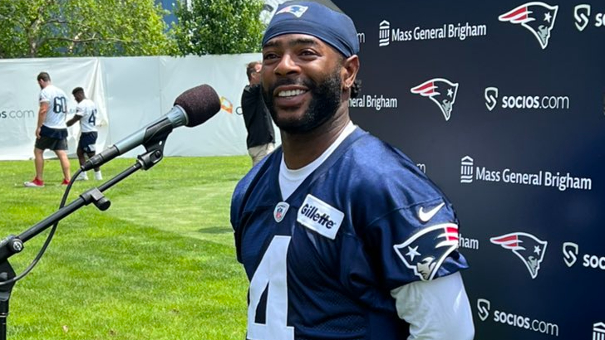 Malcolm Butler working 'for everything' in new No. 4 Patriots jersey - Pats  Pulpit