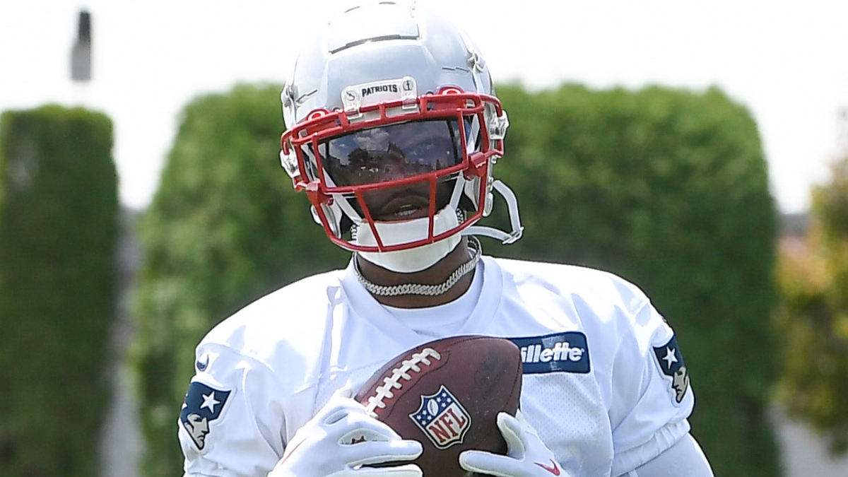 DeVante Parker opens Day 1 of training camp with a bang, another