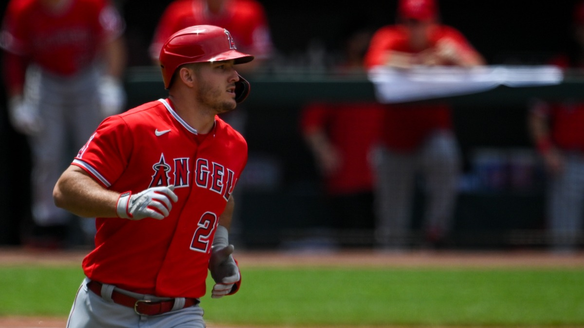 Angels' Mike Trout unconcerned about rare back condition – Orange