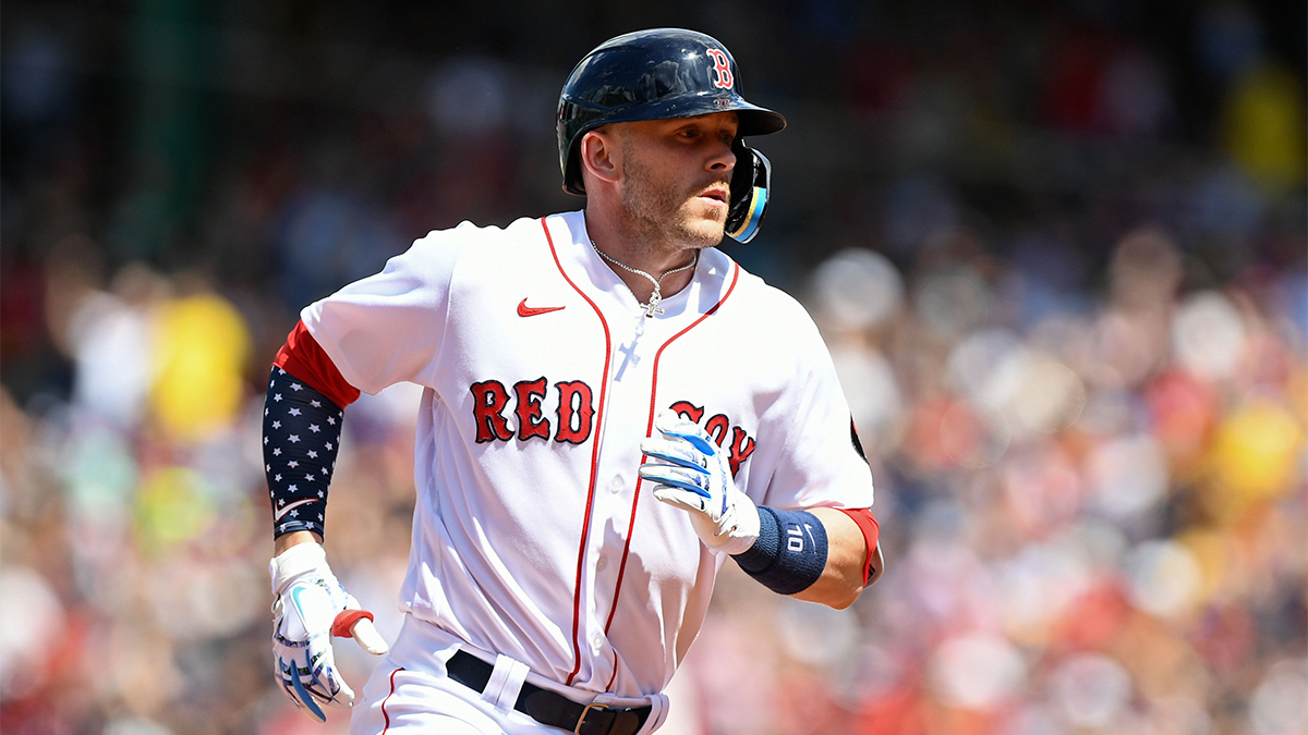 Boston Red Sox recall Bobby Dalbec from Triple-A Worcester