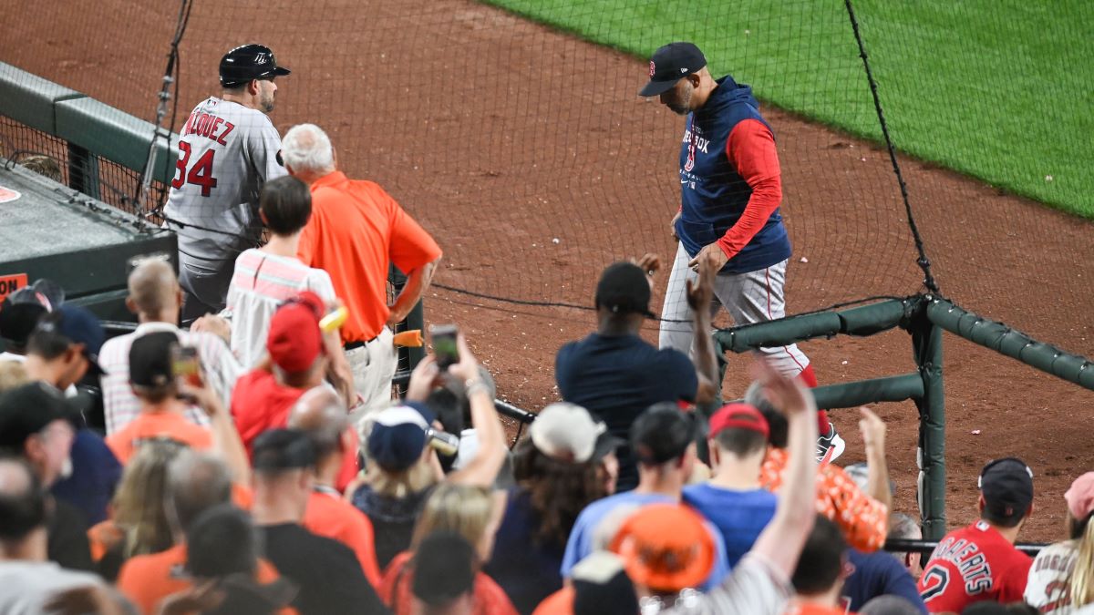 Xander Bogaerts, Alex Cora both ejected in Red Sox' 15-10 loss to