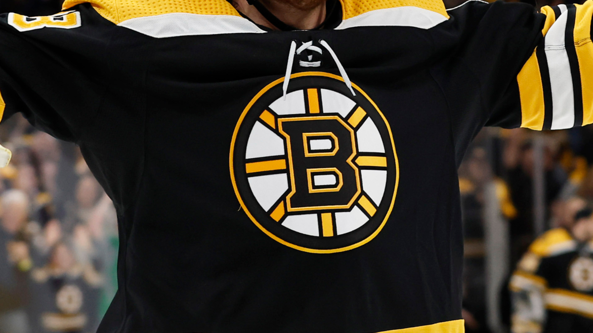 bruins new jersey 2022