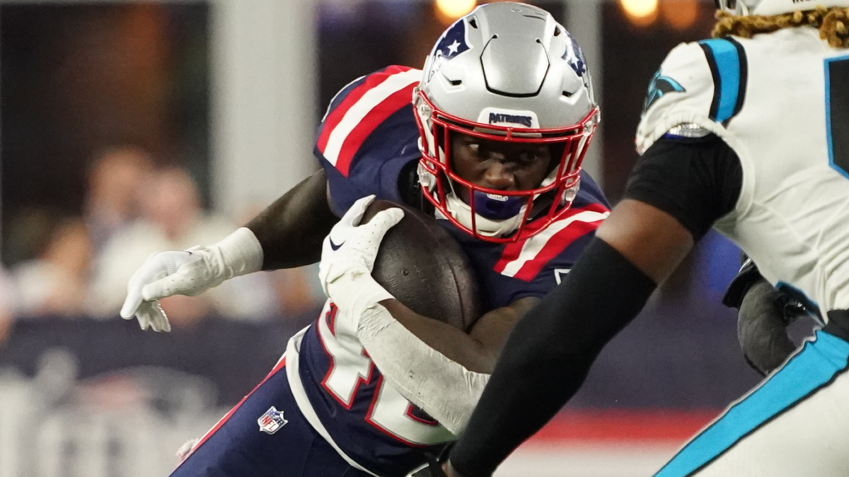 Patriots Waive RB J.J. Taylor 