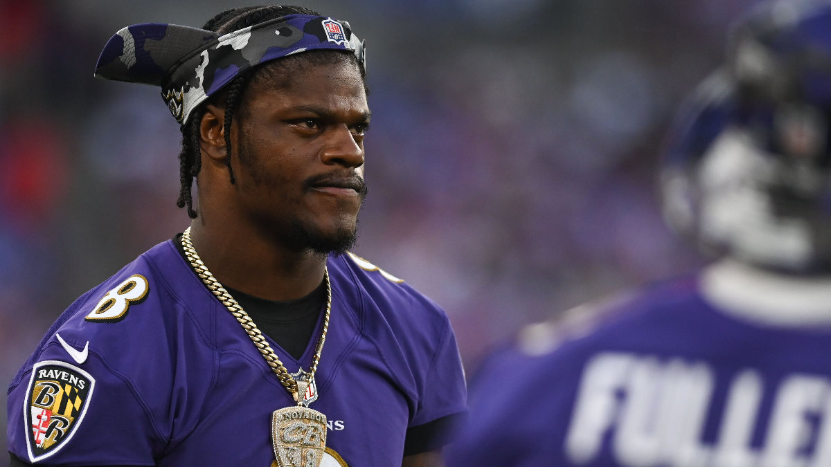 Ravens QB Lamar Jackson likes tweet of himself in Dolphins jersey