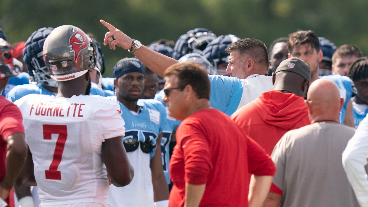 Tennessee Titans, Tampa Bay Buccaneers conclude practices with a fight