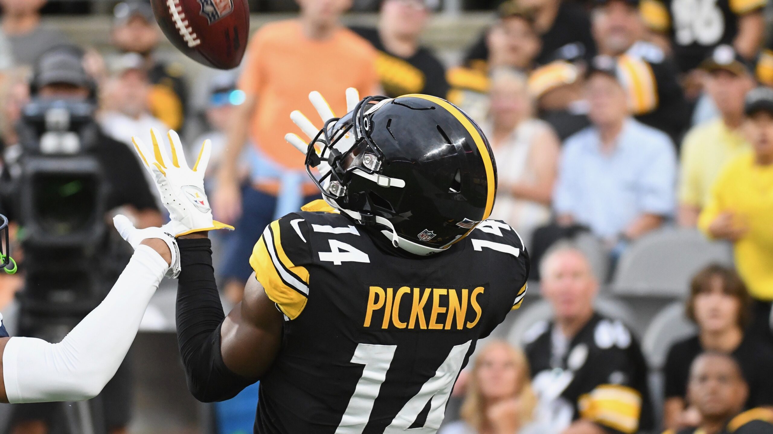 George Pickens is loving the newandimproved vibe of the 2023 Pittsburgh  Steelers  Behind the Steel Curtain