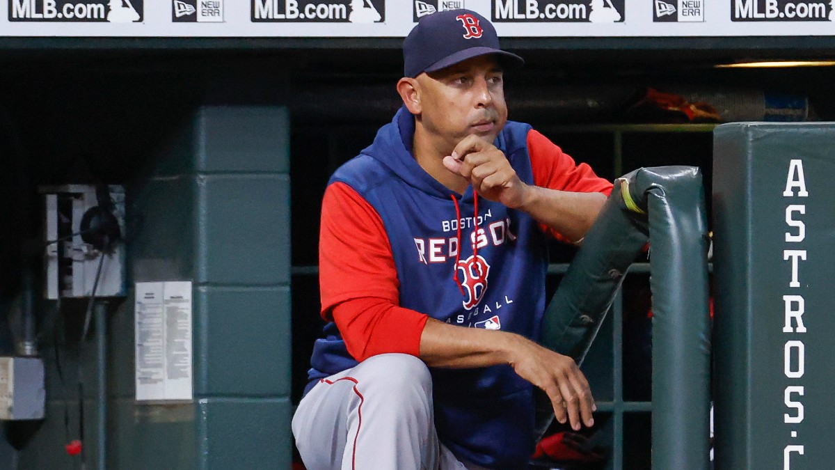 Red Sox are expected to have 2022 coaching staff return next
