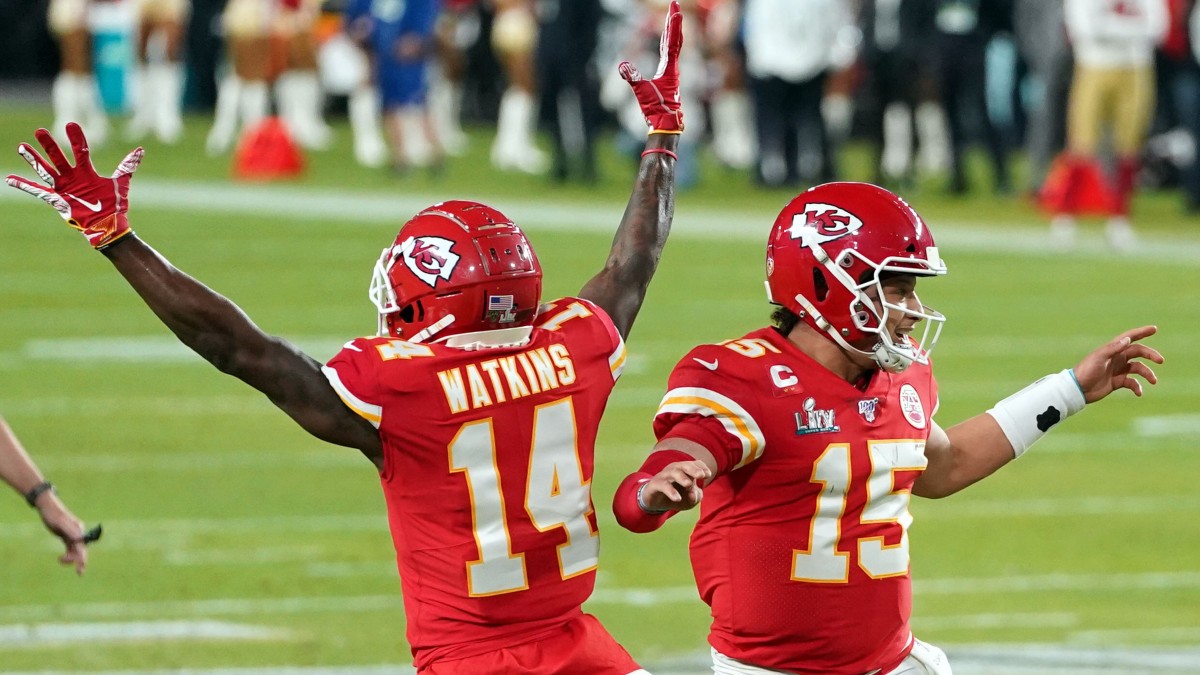 Chiefs Reportedly Sign Patrick Mahomes' College Teammate - The