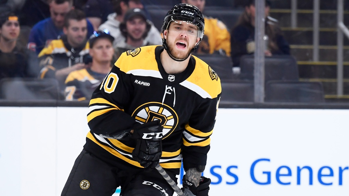 Bruins' A.J. Greer suspended one game for cross-check vs. Canadiens 