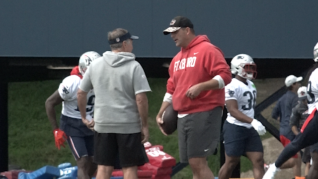 Patriots head coach Bill Belichick and offensive assistant Joe Judge