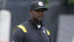 Pittsburgh Steelers senior defensive assistant/linebackers coach Brian Flores