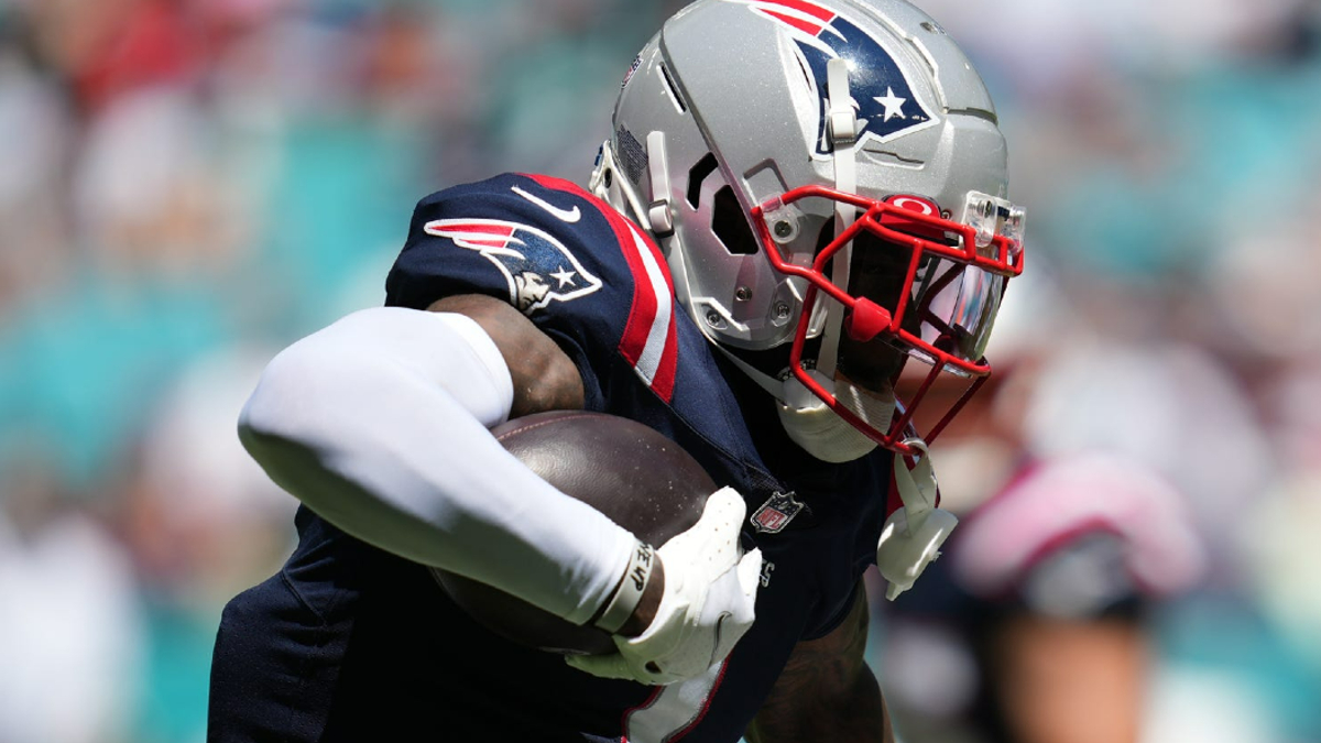 Predicting a full stat-line for Patriots' DeVante Parker in 2022