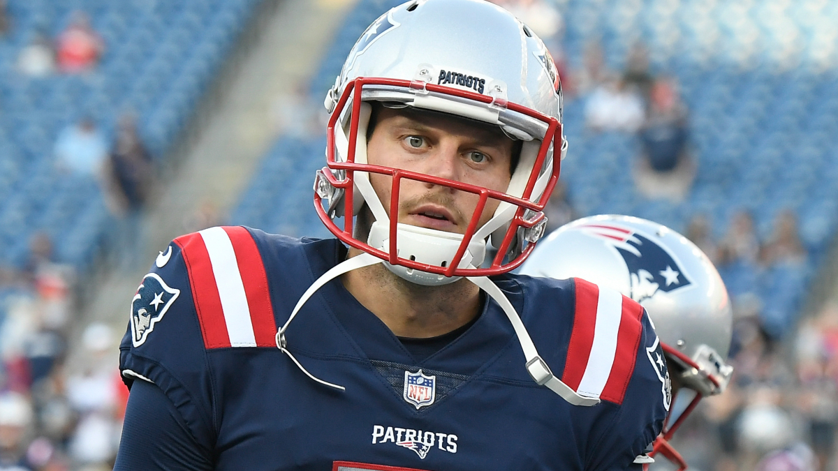 Jack Jones' promising rookie season ends as Patriots sign veteran