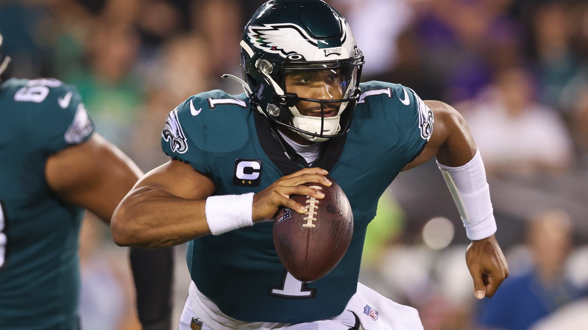 Jalen Hurts, so good! Eagles QB dominant in 24-7 win over Vikings