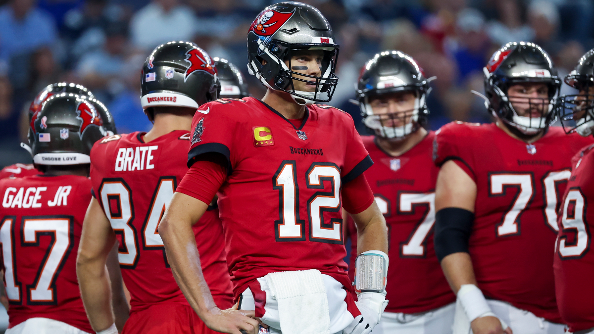 Tom Brady and Bucs edge out Patriots 19-17 - ESPN 98.1 FM - 850 AM WRUF