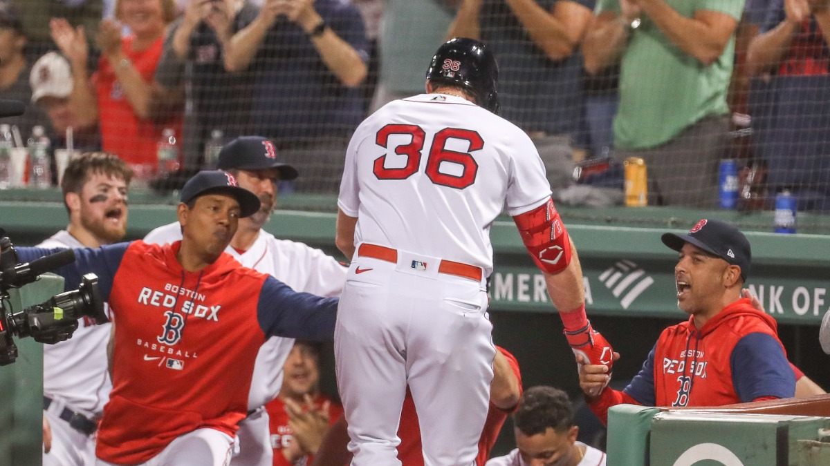 Talkin' Baseball] Red Sox rookie Triston Casas' pregame routine including  sunbathing and napping bothered some veterans last year, per @ChrisCotillo  Casas says there was “clashes” about how he should act but he