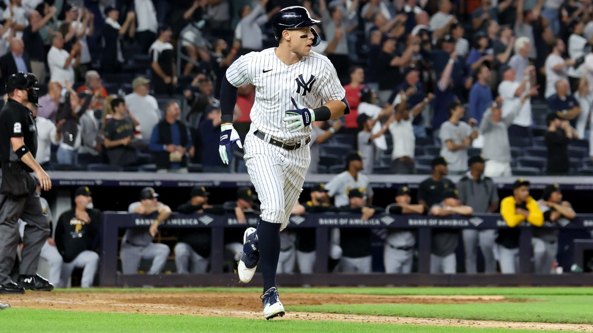Aaron Judge's Power Bursts Back Into View With a Towering Blast
