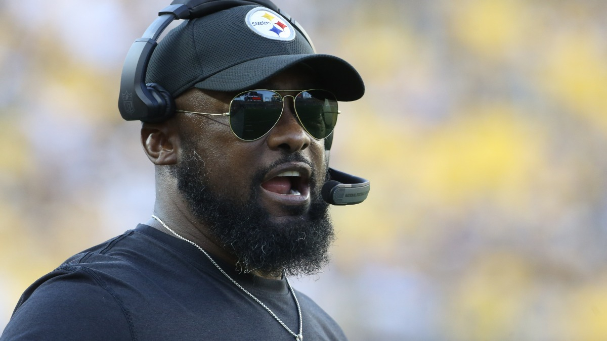 Mike Tomlin Used &lsquo;Legendary&rsquo; To Describe This Patriots Player
