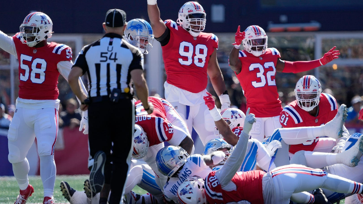 Penei Sewell pitches a shutout in his first start at right tackle