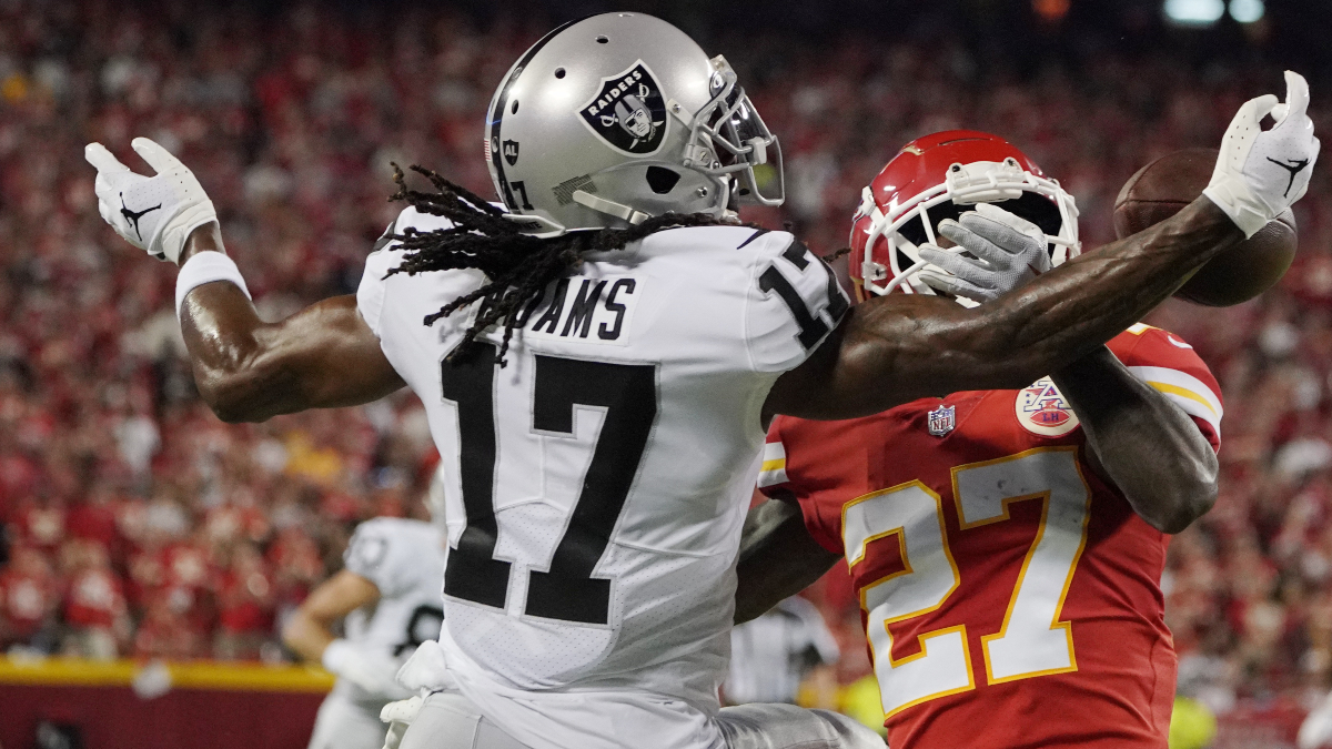 Davante Adams: Las Vegas Raiders receiver 'frustrated and angry