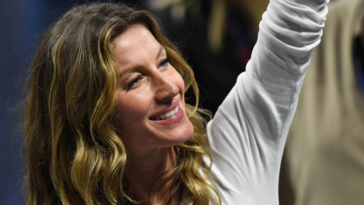 Gisele Is 'Waiting' for 'Big Gesture' From Tom After Hiring