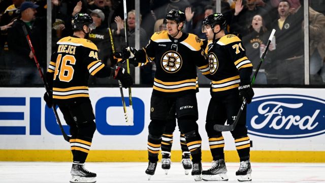 Bruins' Linus Ullmark earns first-career nod in 2023 NHL All-Star Game –  NBC Sports Boston