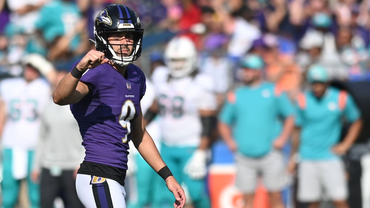 Ravens K Justin Tucker pokes fun at Broncos QB Russell Wilson