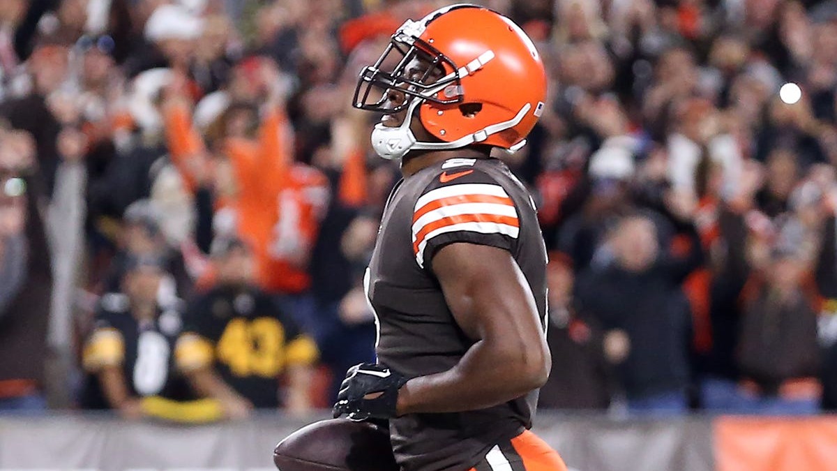 Browns' Amari Cooper's First Career Pass Went As Terribly As It Could