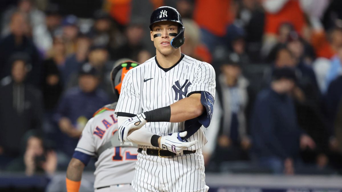 Aaron Judge shows up to Bucs game as he reportedly garners massive offers  on free-agent market